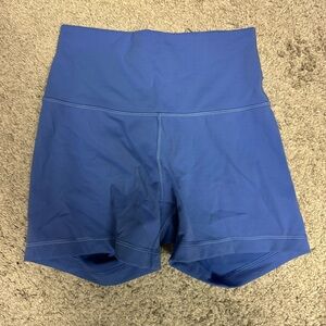Lululemon Wild Indigo Wunder Train 4” Shorts